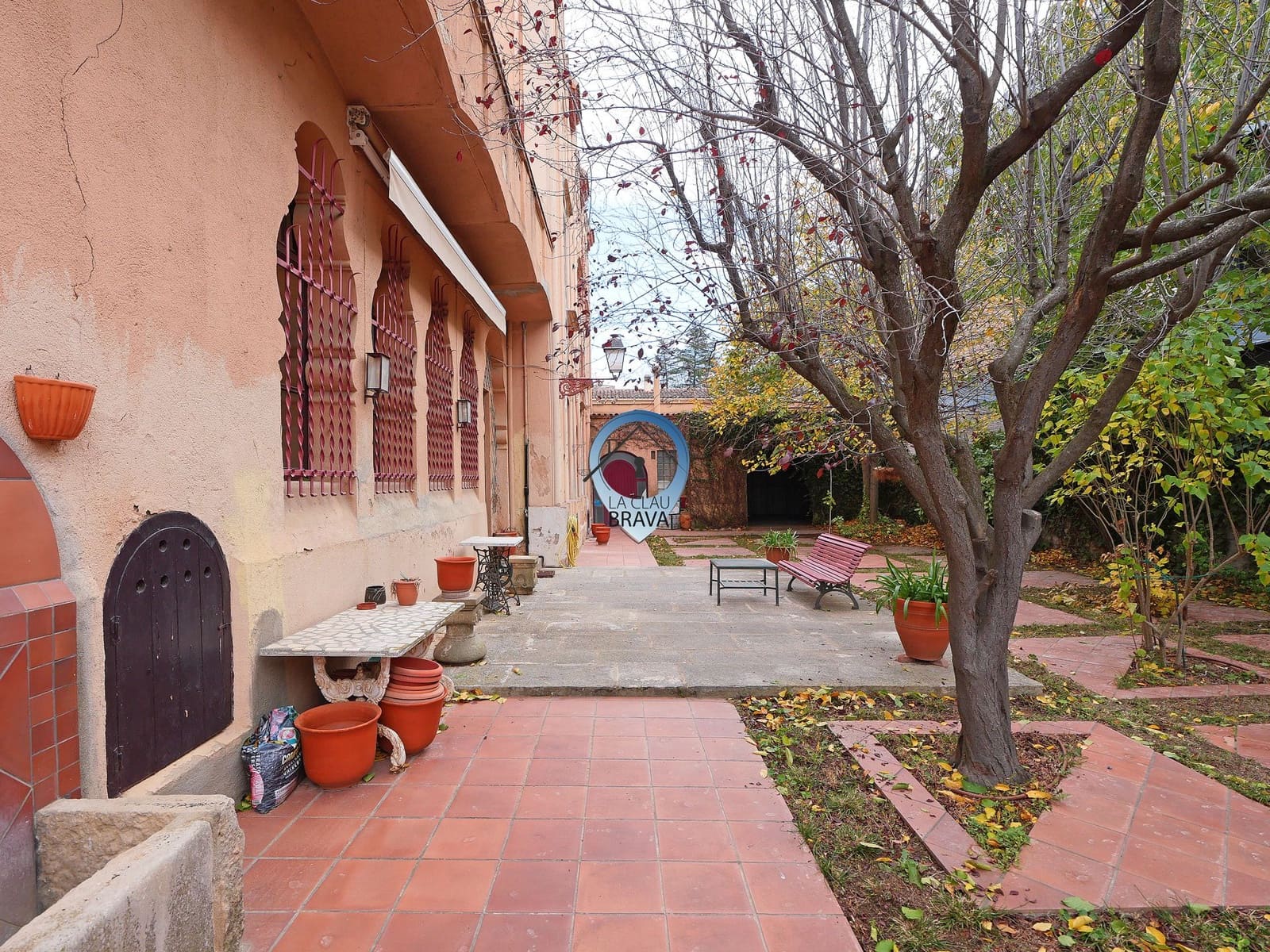 8 soveværelse Villa til salg i Caldes de Malavella - € 450.000 (Ref: 9534128)