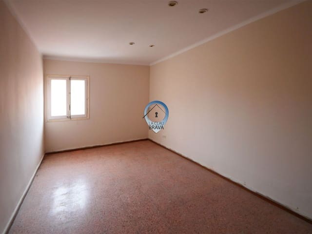 3 sypialnia Dom na sprzedaż w Sant Feliu de Guíxols - 150 000 € (Ref: 9534129)