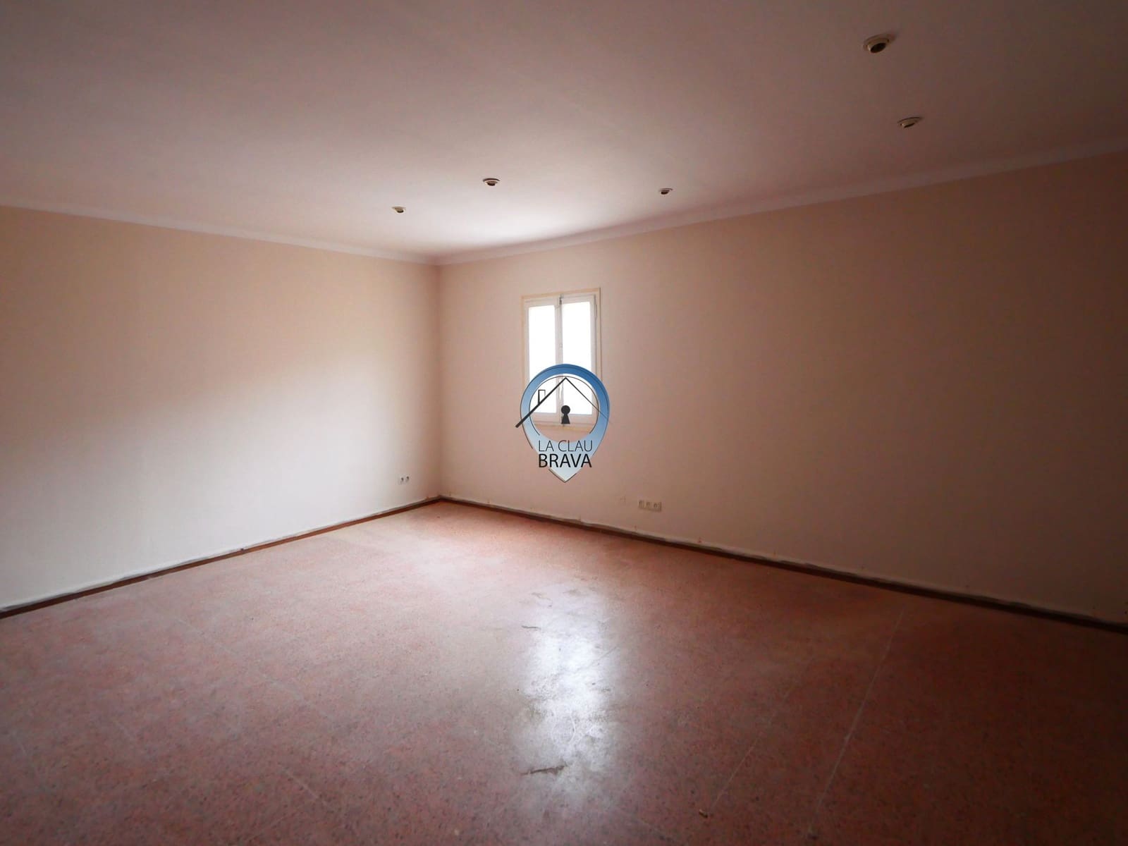 3 soverom Hus til salgs i Sant Feliu de Guixols - € 150 000 (Ref: 9534129)