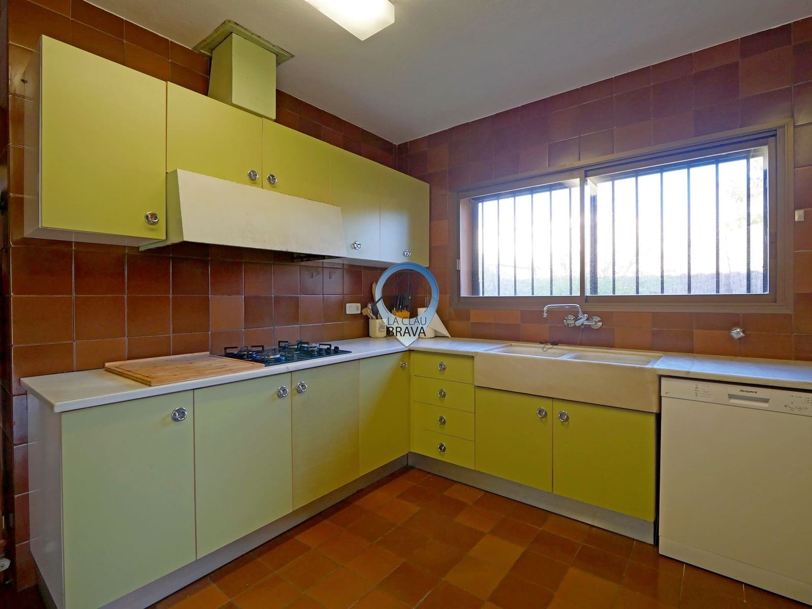 5 chambre Finca/Maison de Campagne à vendre à Santa Cristina d'Aro avec piscine garage - 1 000 000 € (Ref: 9534132)