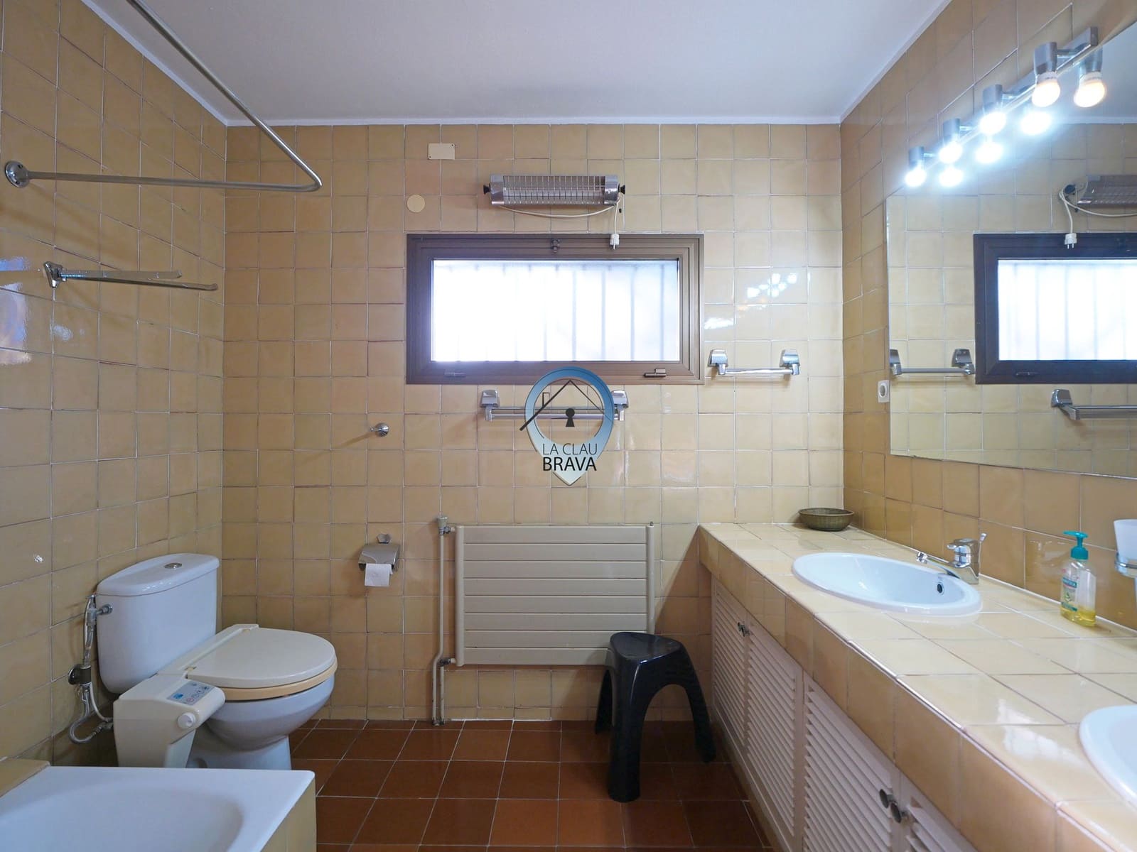 5 chambre Finca/Maison de Campagne à vendre à Santa Cristina d'Aro avec piscine garage - 1 000 000 € (Ref: 9534132)