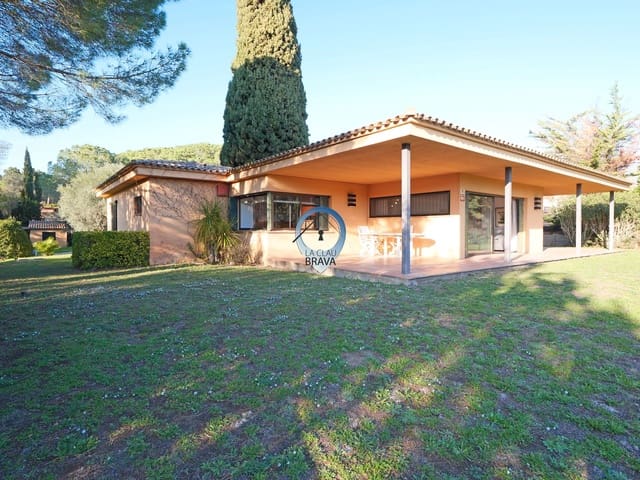 5 chambre Finca/Maison de Campagne à vendre à Santa Cristina d'Aro avec piscine garage - 1 000 000 € (Ref: 9534132)