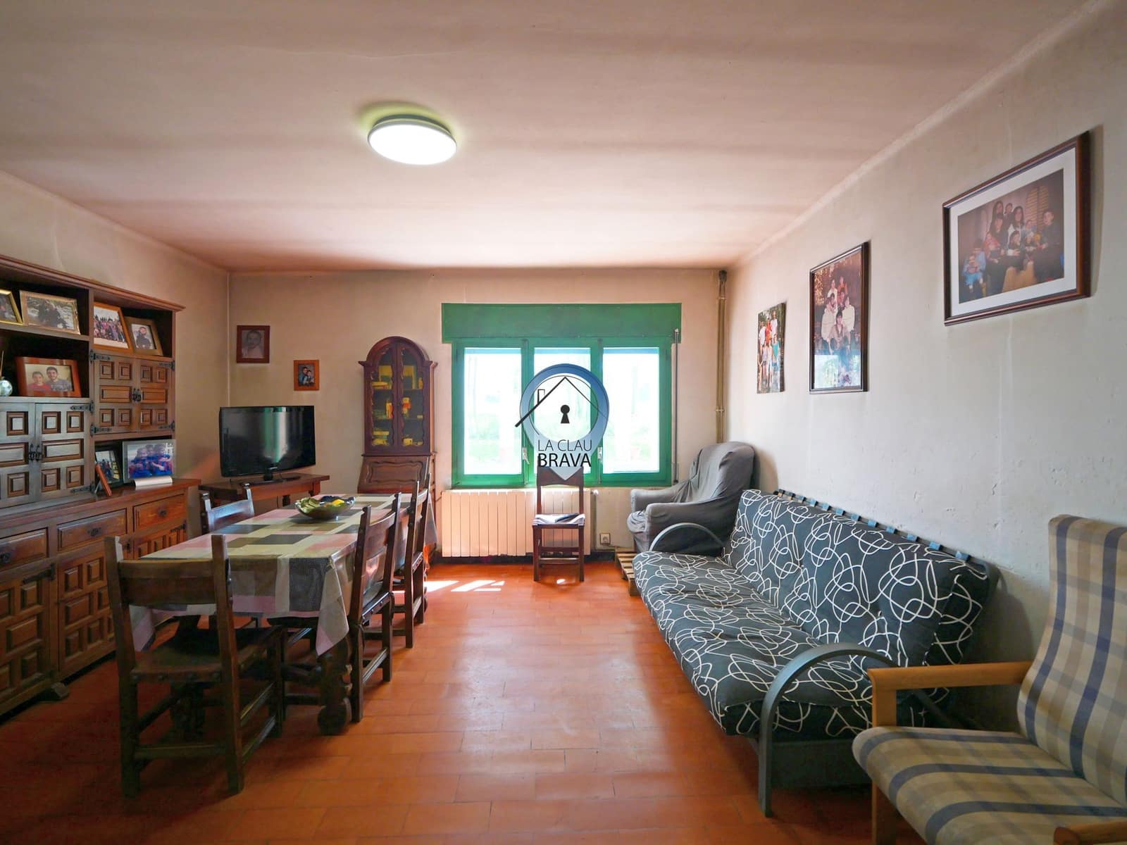 9 bedroom Finca/Country House for sale in Bescano with garage - € 350,000 (Ref: 9534133)