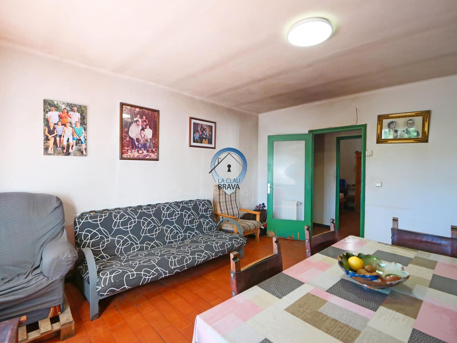 9 bedroom Finca/Country House for sale in Bescano with garage - € 350,000 (Ref: 9534133)