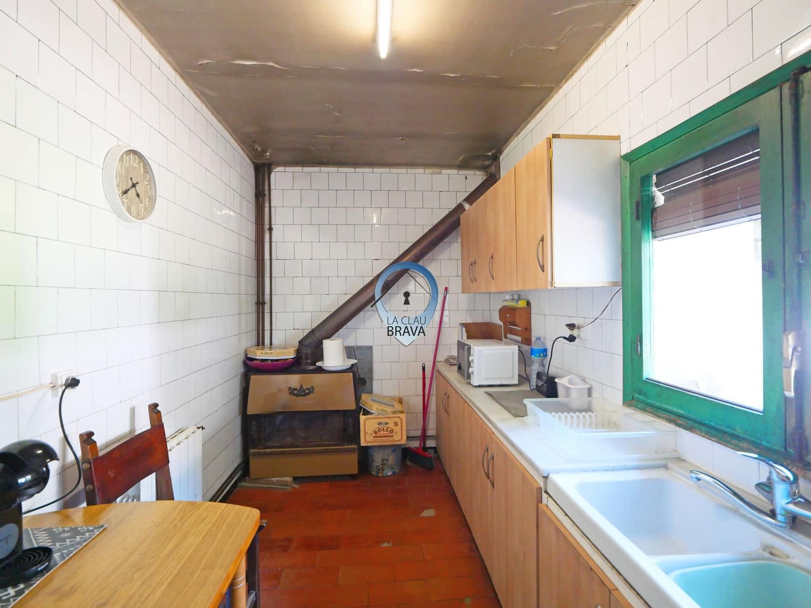 9 bedroom Finca/Country House for sale in Bescano with garage - € 350,000 (Ref: 9534133)