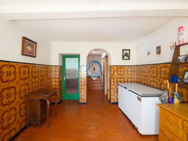 9 Zimmer Finca/Landgut zu verkaufen in Bescanó mit Garage - 350.000 € (Ref: 9534133)