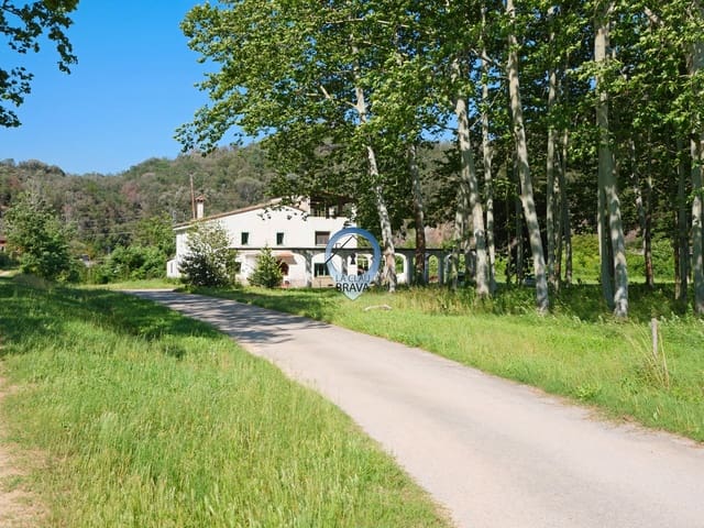 9 Zimmer Finca/Landgut zu verkaufen in Bescanó mit Garage - 350.000 € (Ref: 9534133)