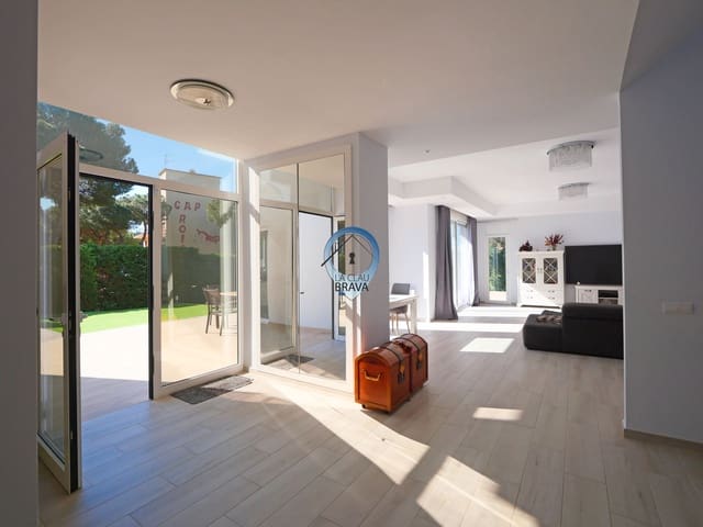 5 bedroom Villa for sale in Calonge i Sant Antoni with pool garage - € 1,500,000 (Ref: 9534135)