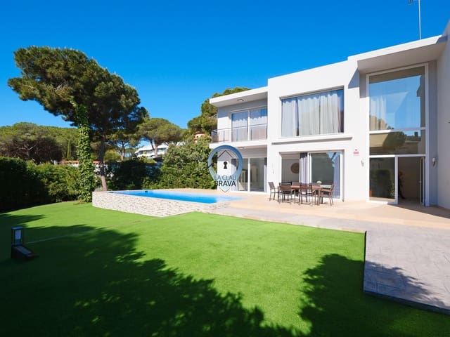 5 bedroom Villa for sale in Calonge i Sant Antoni with pool garage - € 1,500,000 (Ref: 9534135)