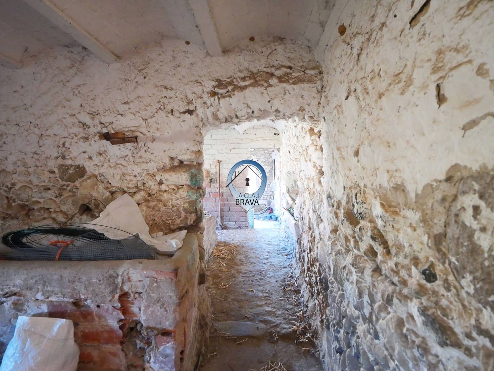 5 bedroom Finca/Country House for sale in Sant Gregori - € 950,000 (Ref: 9534136)