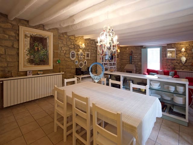 2 soverom Hus til salgs i Ardisa med garasje - € 299 000 (Ref: 9534140)