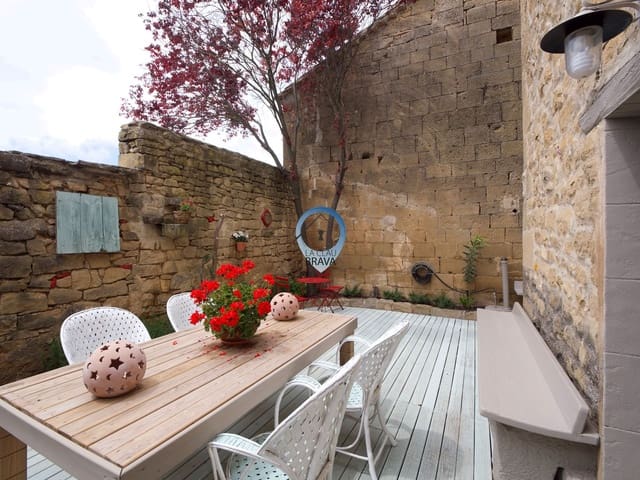 2 bedroom Townhouse for sale in Ardisa with garage - € 299,000 (Ref: 9534140)