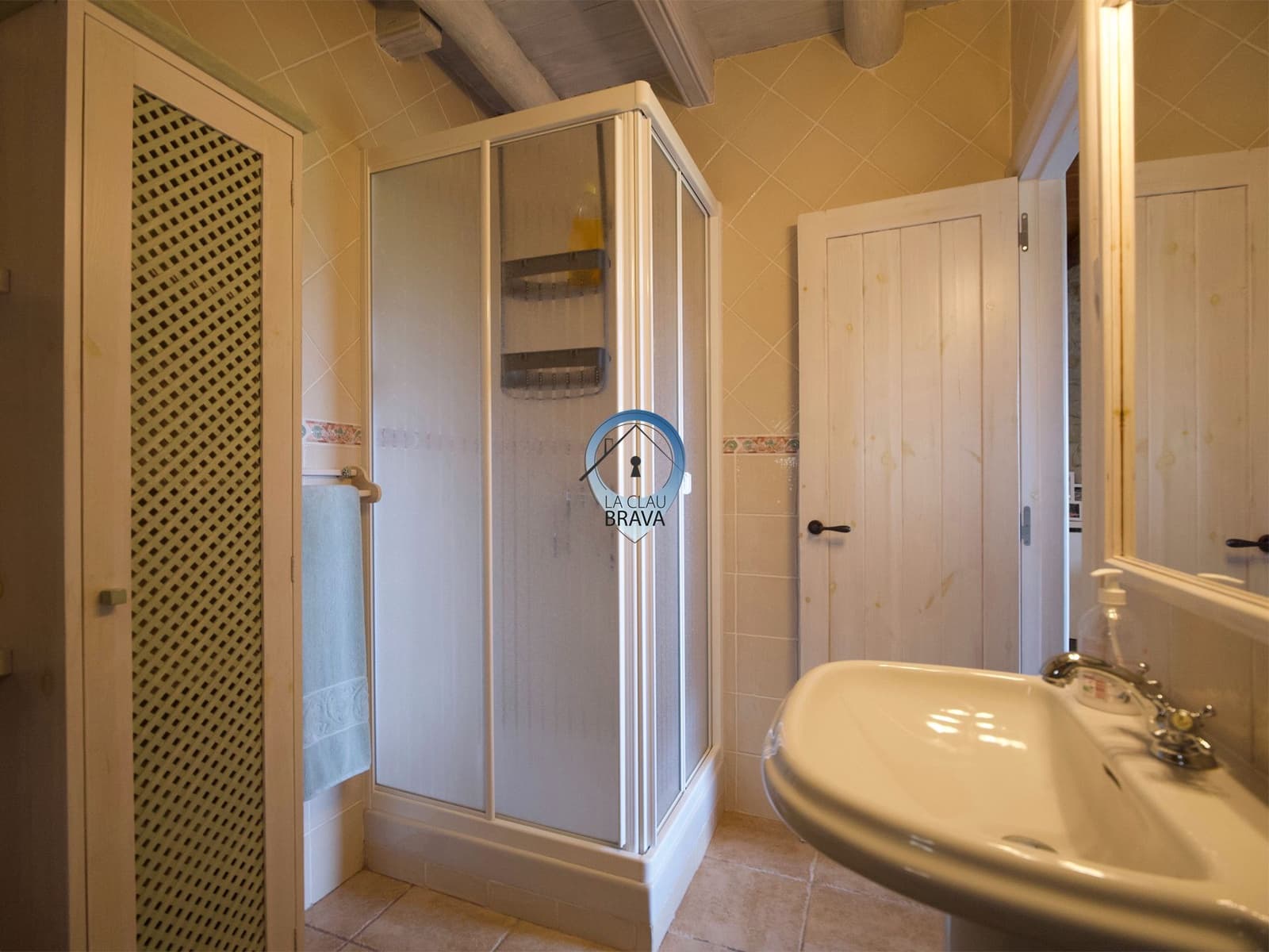 2 bedroom Townhouse for sale in Ardisa with garage - € 299,000 (Ref: 9534140)