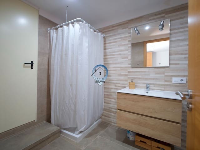 4 sypialnia Dom na sprzedaż w Sant Feliu de Guíxols z garażem - 295 000 € (Ref: 9534145)