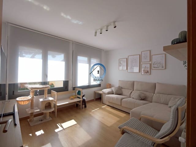 4 sypialnia Dom na sprzedaż w Sant Feliu de Guíxols z garażem - 295 000 € (Ref: 9534145)