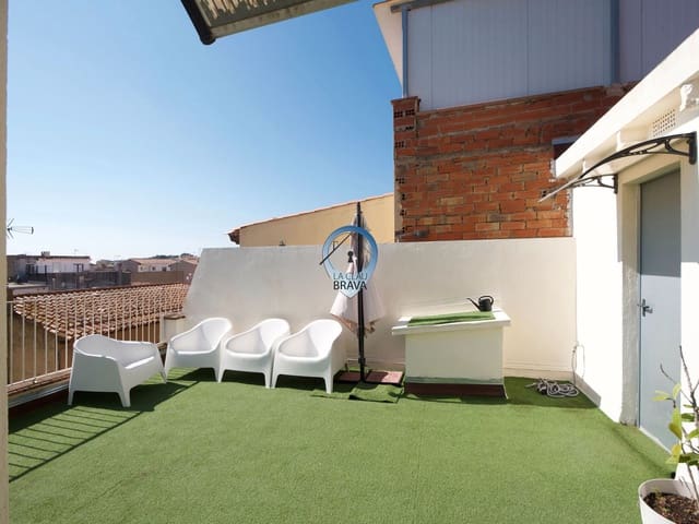 4 sypialnia Dom na sprzedaż w Sant Feliu de Guíxols z garażem - 295 000 € (Ref: 9534145)