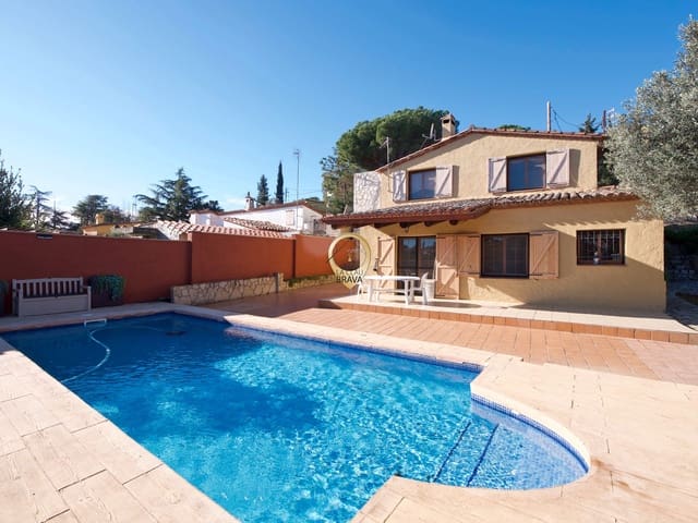 3 soveværelse Villa til salg i Calonge i Sant Antoni med swimmingpool garage - € 389.000 (Ref: 9534147)