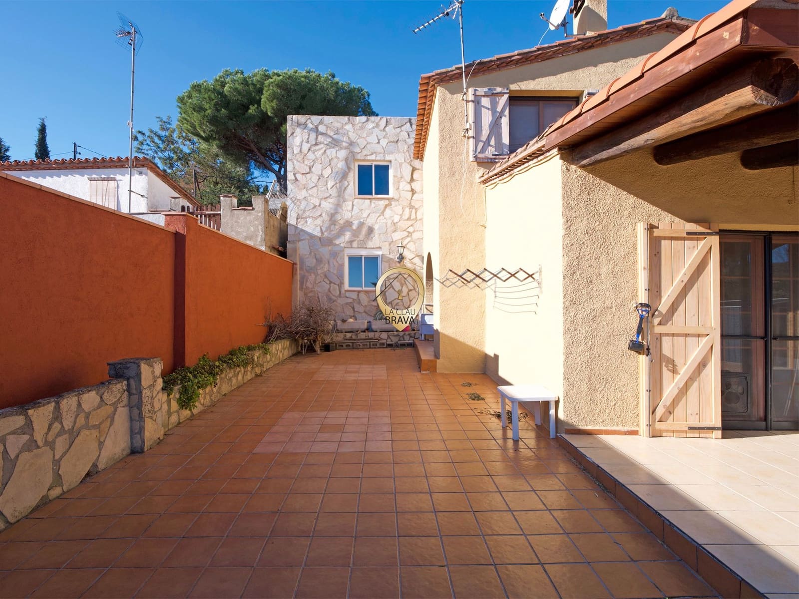 3 soveværelse Villa til salg i Calonge i Sant Antoni med swimmingpool garage - € 389.000 (Ref: 9534147)