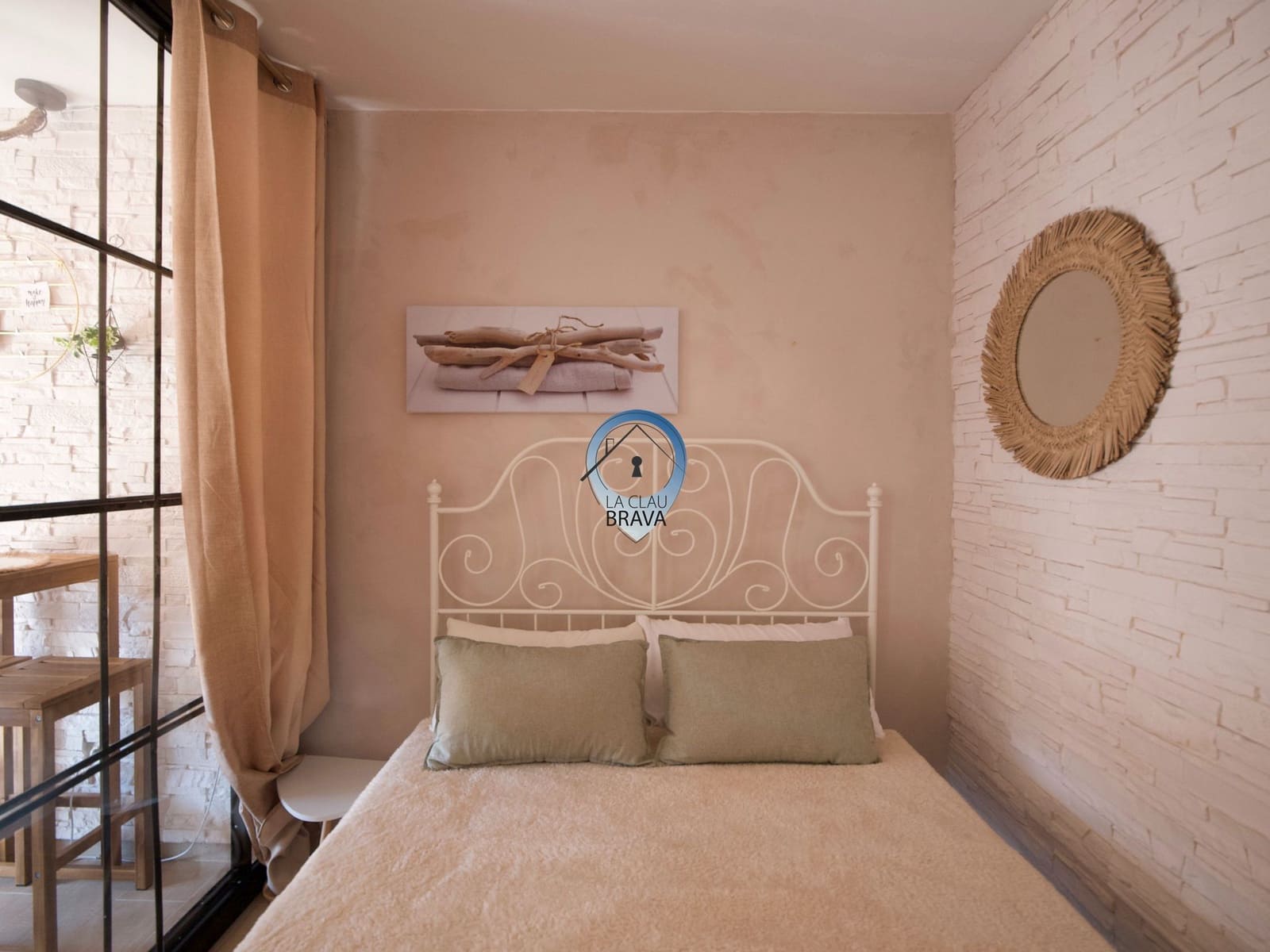 2 bedroom Flat for sale in Santa Cristina d'Aro - € 239,000 (Ref: 9534148)