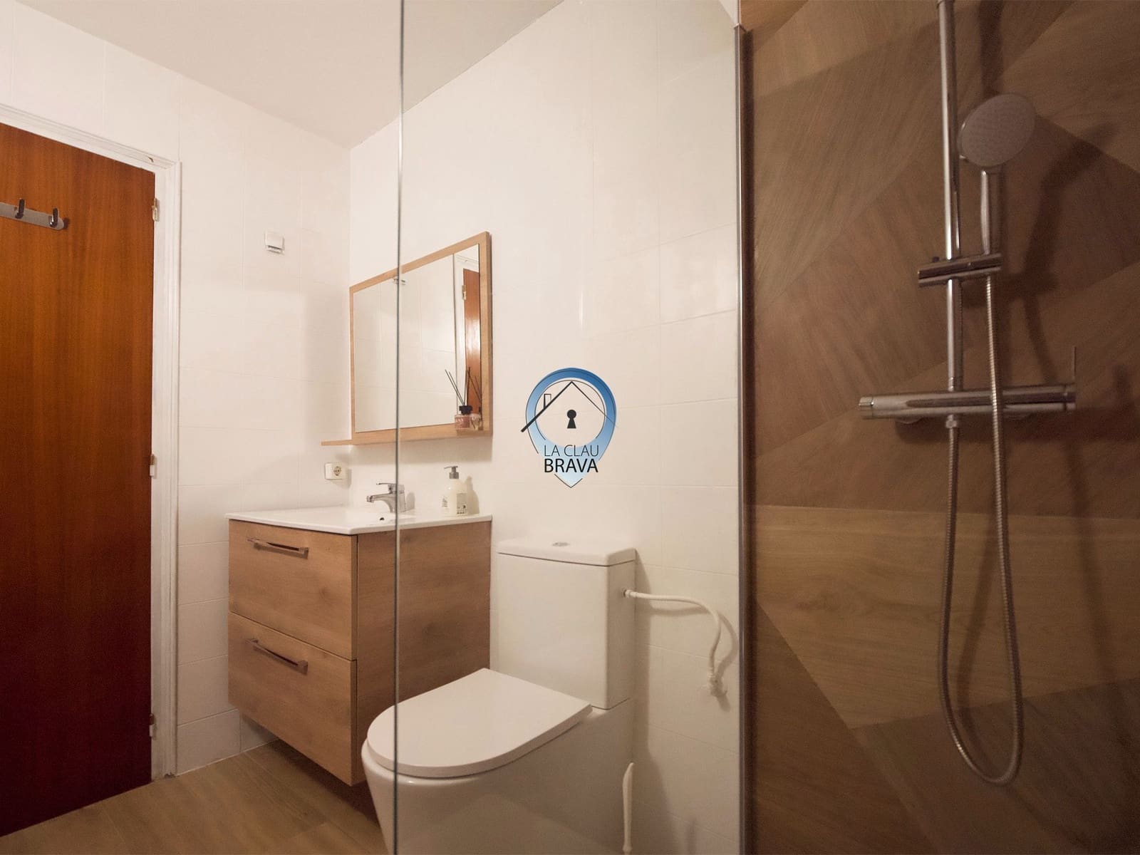 2 bedroom Flat for sale in Santa Cristina d'Aro - € 239,000 (Ref: 9534148)