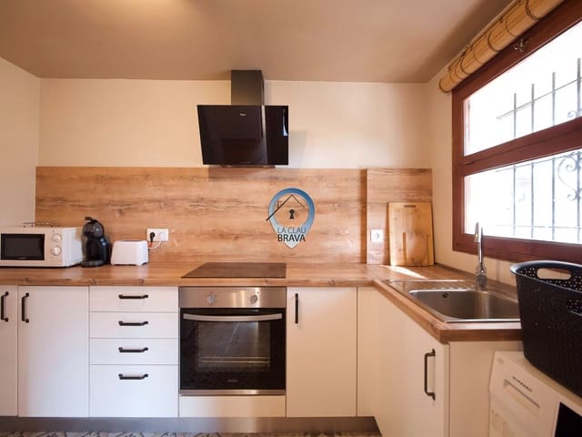 2 camera da letto Appartamento in vendita in Santa Cristina d'Aro - 239.000 € (Rif: 9534148)