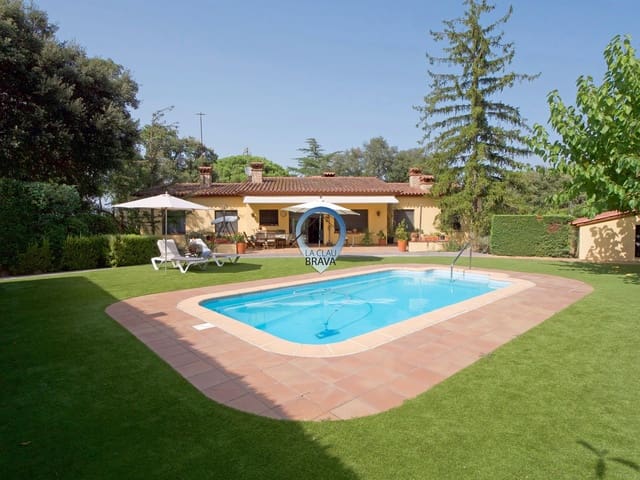 6 soveværelse Villa til salg i Can Carbonell, Caldes de Malavella med swimmingpool garage - € 625.000 (Ref: 9534149)