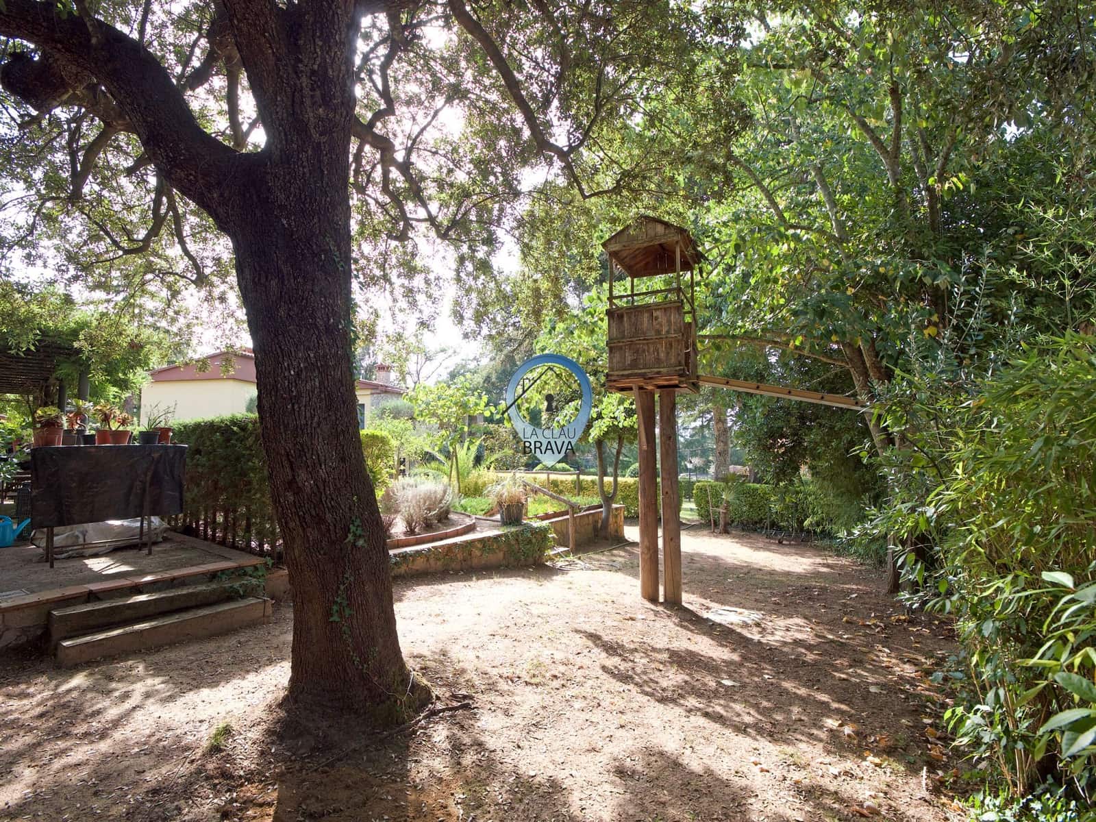 6 soveværelse Villa til salg i Caldes de Malavella med swimmingpool garage - € 625.000 (Ref: 9534149)