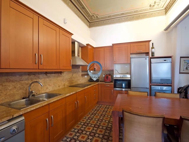 Piso de 3 habitaciones en Sant Feliu de Guíxols en venta - 459.000 € (Ref: 9534150)