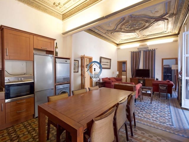 Piso de 3 habitaciones en Sant Feliu de Guíxols en venta - 459.000 € (Ref: 9534150)