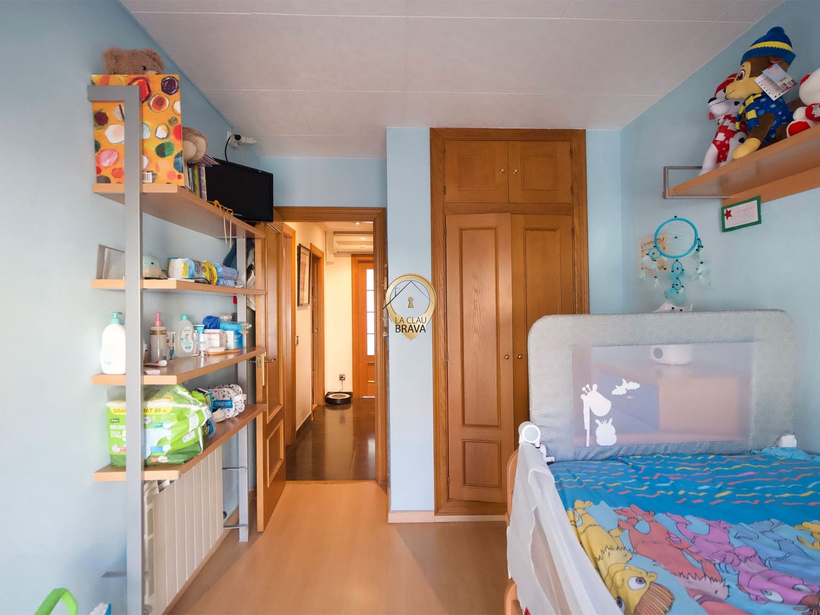 6 bedroom Commercial for sale in Sant Feliu de Guixols - € 745,000 (Ref: 9536423)