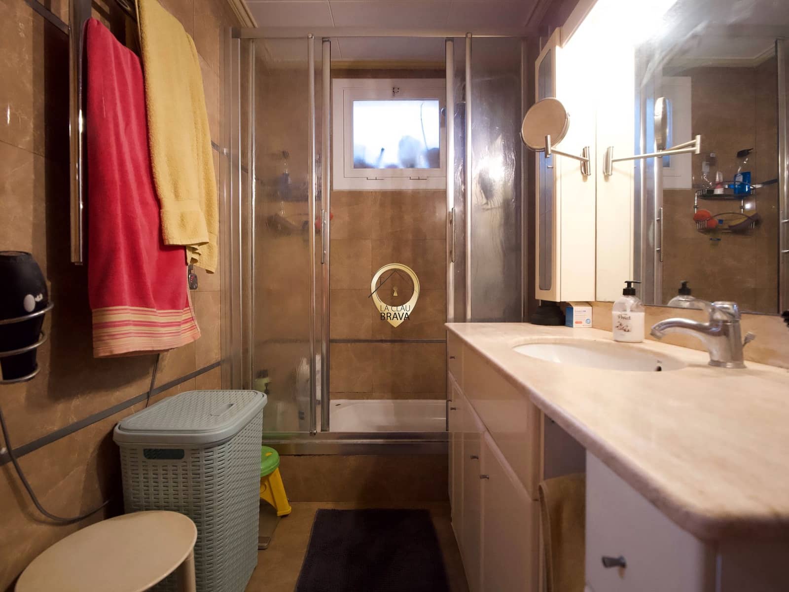 6 bedroom Commercial for sale in Sant Feliu de Guixols - € 745,000 (Ref: 9536423)