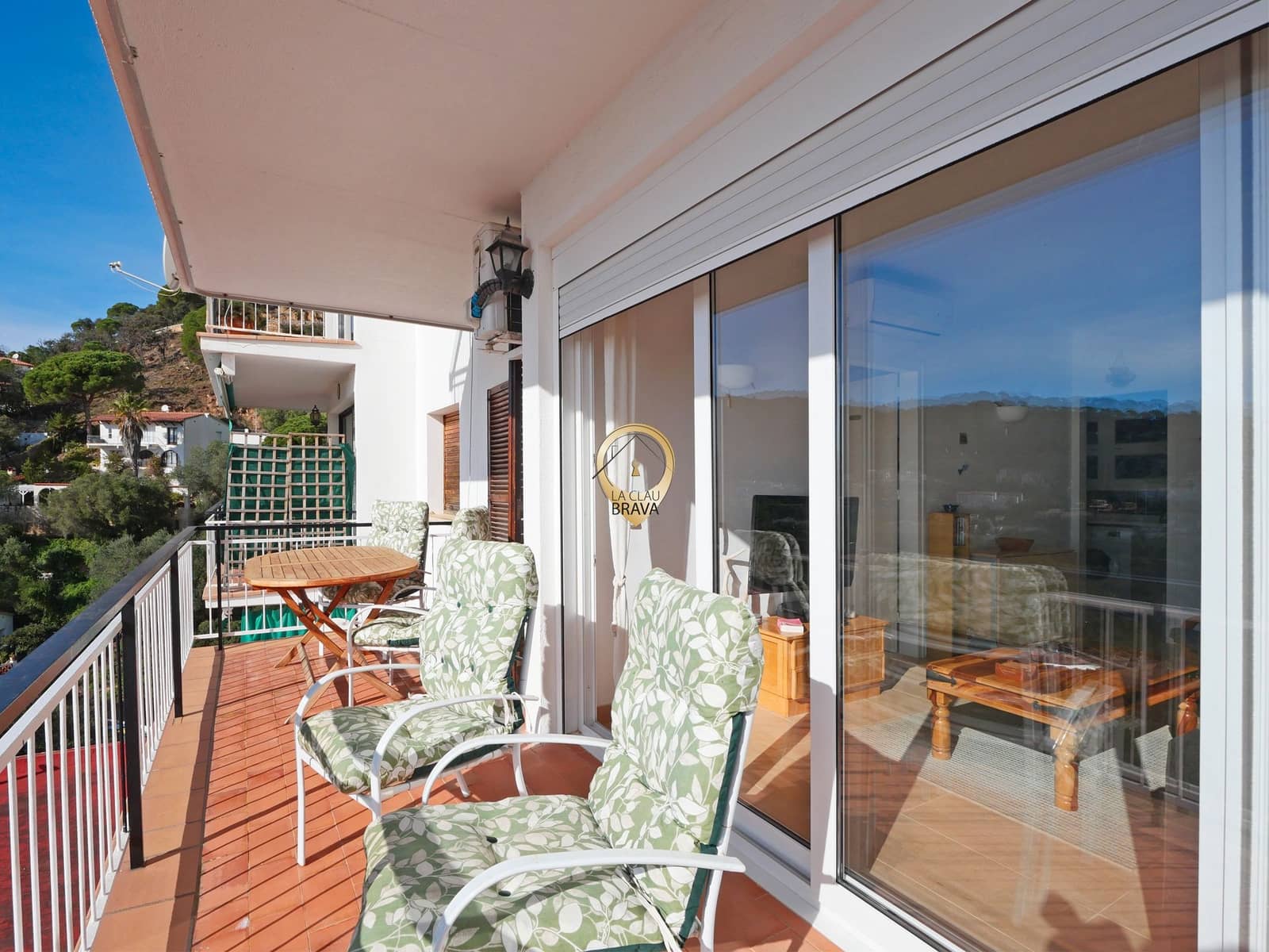 2 bedroom Apartment for sale in Santa Cristina d'Aro with garage - € 179,000 (Ref: 9550341)