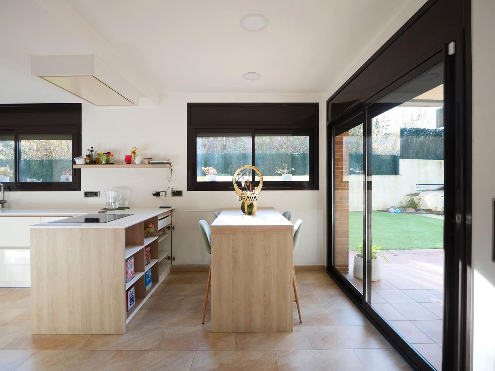 4 soveværelse Villa til salg i Sant Feliu de Guixols med garage - € 720.000 (Ref: 9588513)