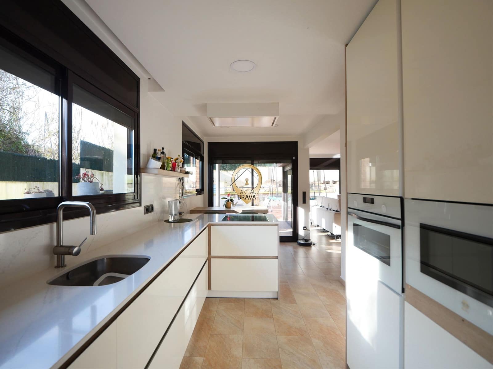 4 soveværelse Villa til salg i Sant Feliu de Guixols med garage - € 720.000 (Ref: 9588513)