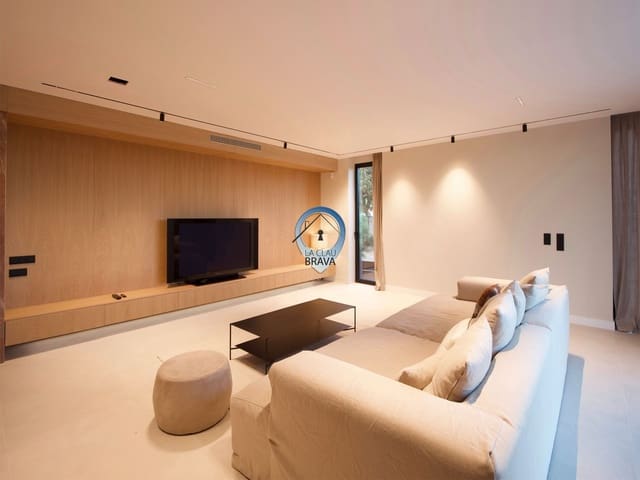 5 soveværelse Villa til salg i Sant Feliu de Guíxols med swimmingpool garage - € 2.100.000 (Ref: 9588514)