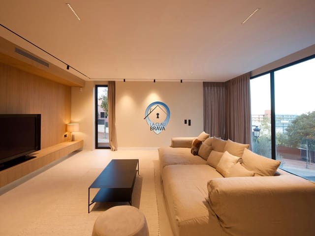 5 soveværelse Villa til salg i Sant Feliu de Guíxols med swimmingpool garage - € 2.100.000 (Ref: 9588514)