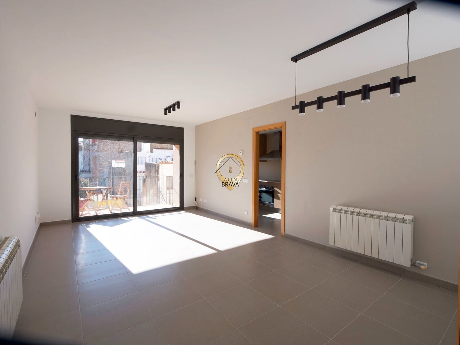 4 makuuhuone Asunto myytävänä paikassa Sant Feliu de Guixols mukana 
autotalli - 350 000 € (Ref: 9629208)