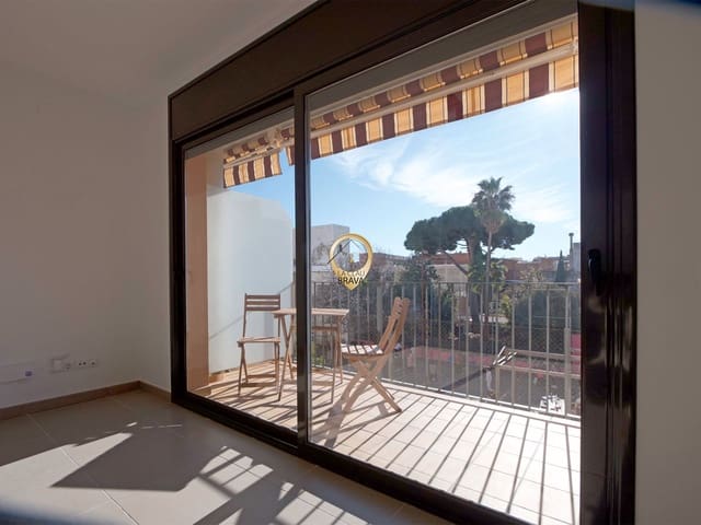 4 makuuhuone Asunto myytävänä paikassa Sant Feliu de Guíxols mukana 
autotalli - 350 000 € (Ref: 9629208)