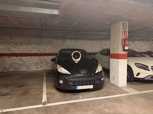 Garage for sale in Girona city - € 36,000 (Ref: 9636133)