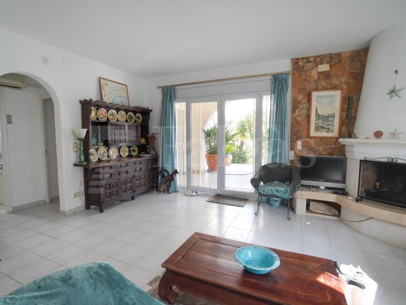 3 slaapkamer Villa te koop in Empuriabrava met zwembad garage - € 1.060.000 (Ref: 10015243)