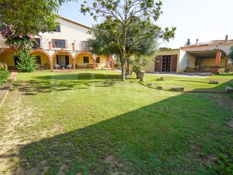 7 chambre Finca/Maison de Campagne à vendre à L'Armentera avec garage - 599 000 € (Ref: 10017243)