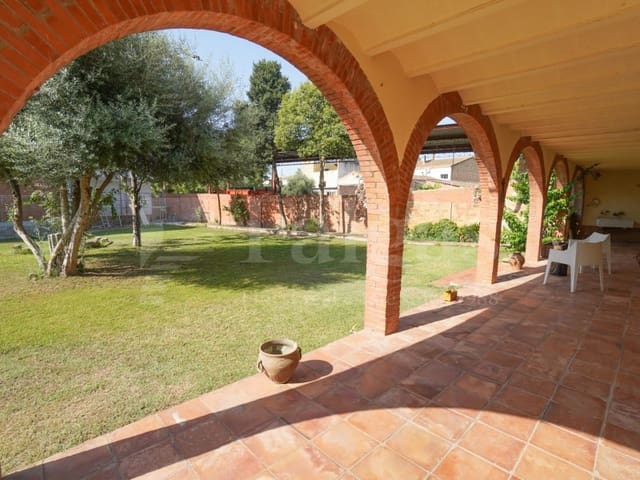 7 chambre Finca/Maison de Campagne à vendre à L'Armentera avec garage - 599 000 € (Ref: 10017243)