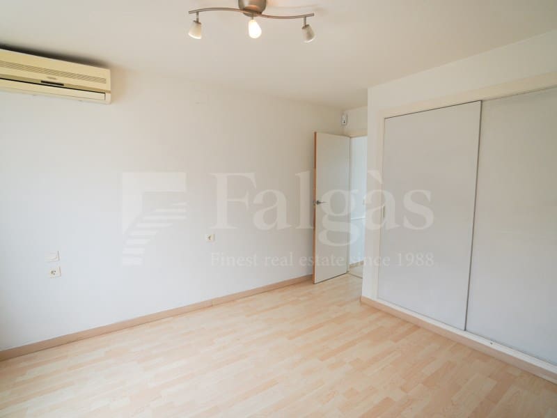 3 Zimmer Villa zu verkaufen in Empuriabrava mit Pool Garage - 395.000 € (Ref: 10017244)