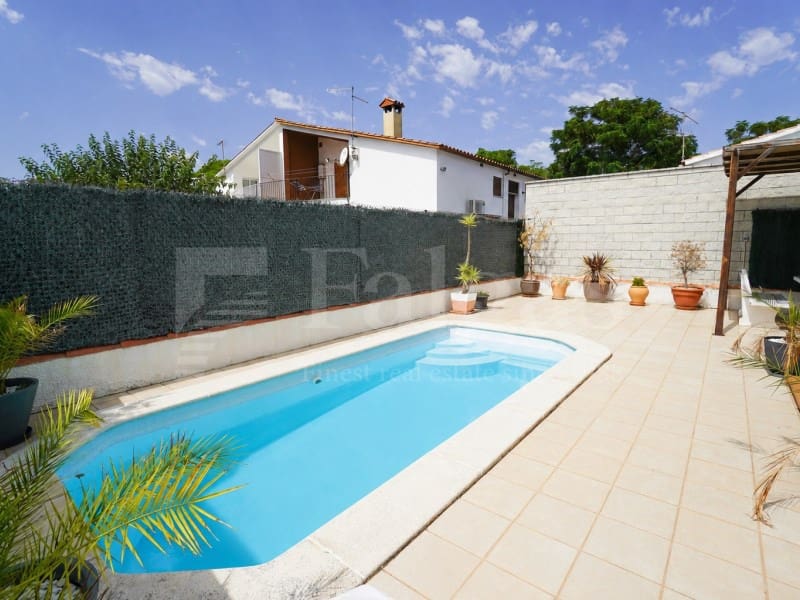 3 Zimmer Villa zu verkaufen in Empuriabrava mit Pool Garage - 395.000 € (Ref: 10017244)