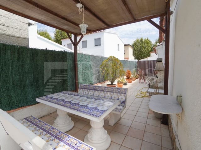 3 Zimmer Villa zu verkaufen in Empuriabrava, Castelló d'Empúries mit Pool Garage - 395.000 € (Ref: 10017244)