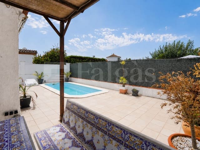 3 Zimmer Villa zu verkaufen in Empuriabrava, Castelló d'Empúries mit Pool Garage - 395.000 € (Ref: 10017244)