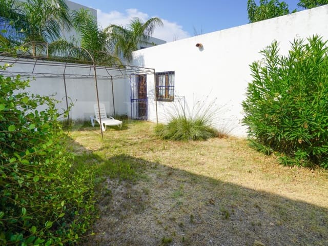 3 makuuhuone Huvila myytävänä paikassa Empuriabrava, Castelló d'Empúries mukana 
autotalli - 550 000 € (Ref: 10026980)