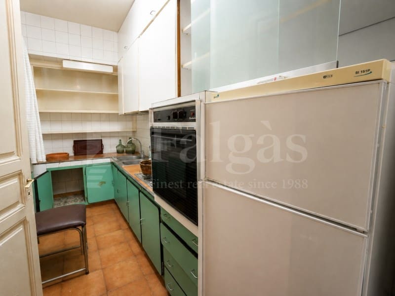 Casa de 4 habitaciones en Figueres en venta - 350.000 € (Ref: 10035069)
