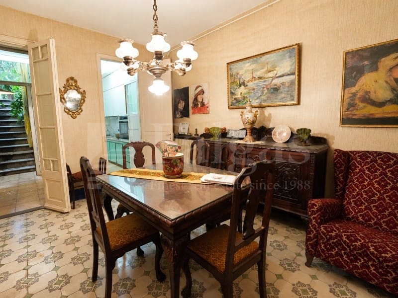 Casa de 4 habitaciones en Figueres en venta - 350.000 € (Ref: 10035069)