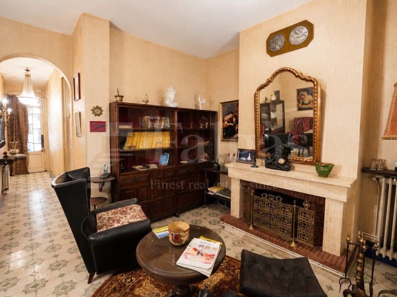 Casa de 4 habitaciones en Figueres en venta - 350.000 € (Ref: 10035069)